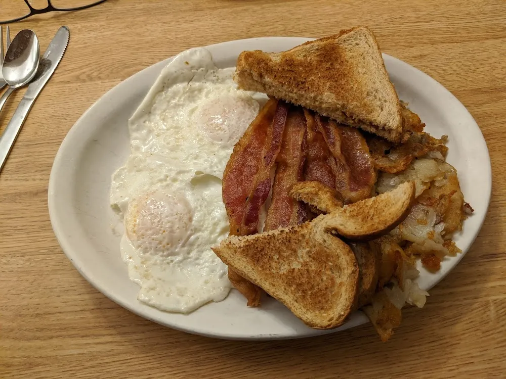 Eggs Home Fries & Toast